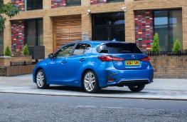 Lexus CT200h, rear static